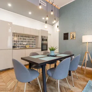 Apartamento Royal Ferenciek, Budapest
