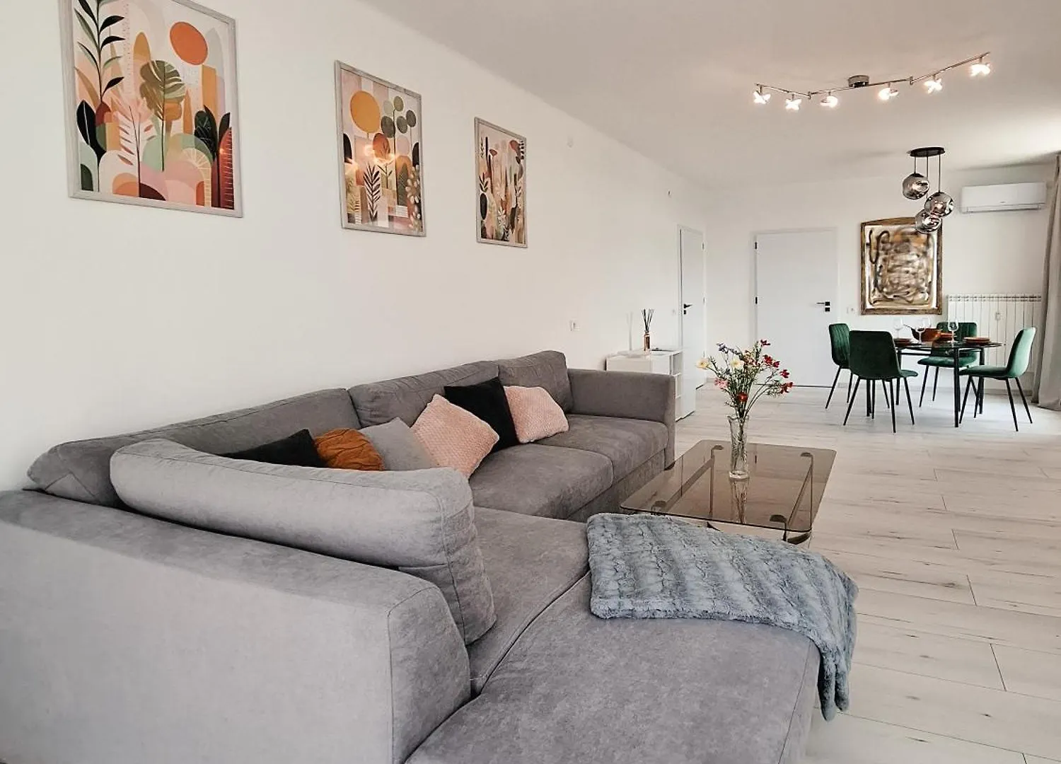 Duna Panorama -Two-Bedroom Apartment With Terrace location